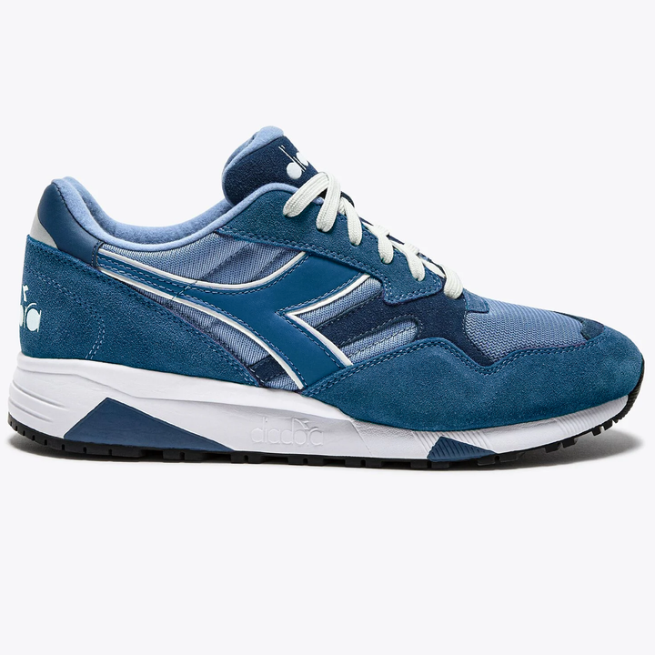 Diadora N902 Trainers Light Blue