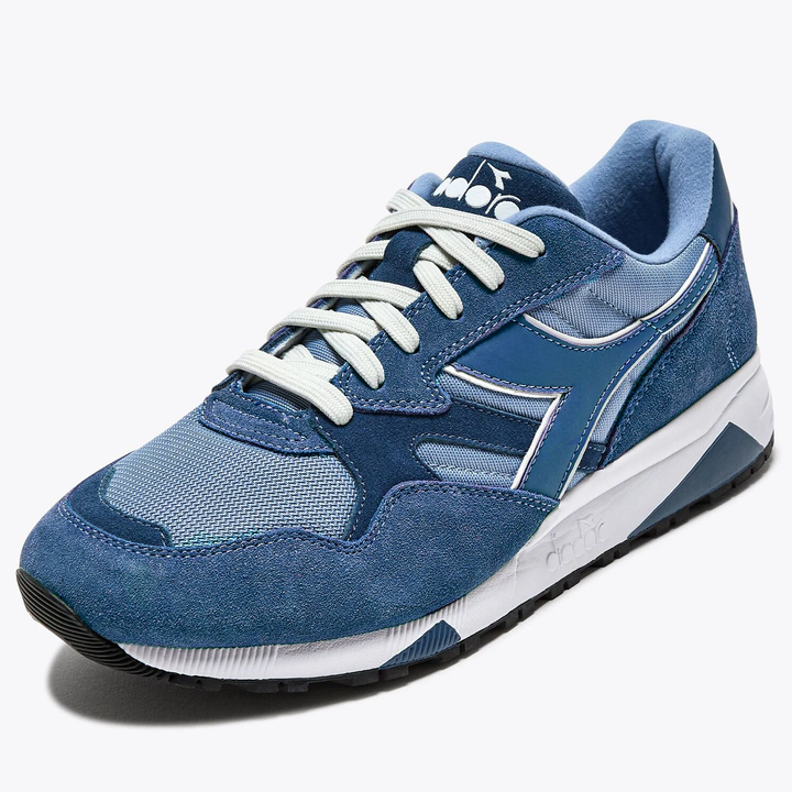 Diadora N902 Trainers Light Blue