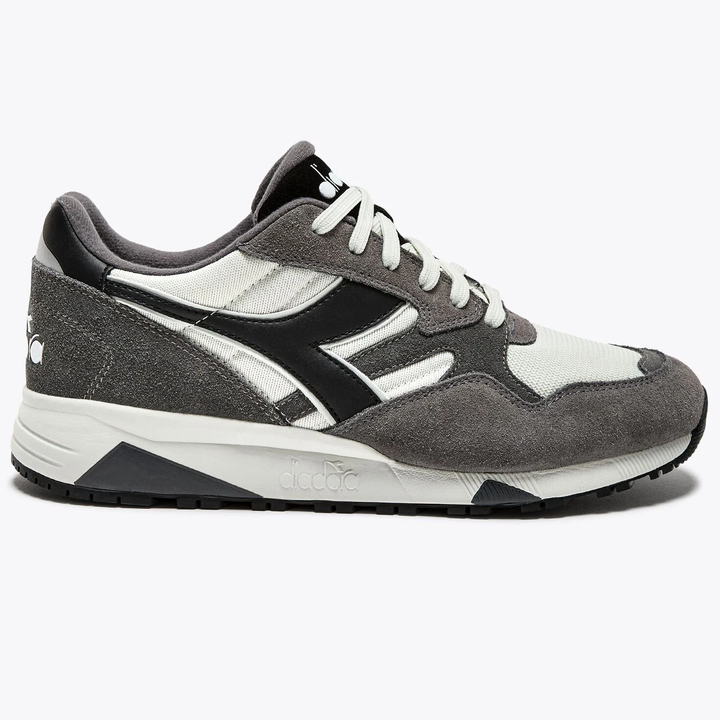 Diadora N902 Trainers Grey/White