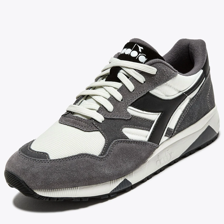 Diadora N902 Trainers Grey/White